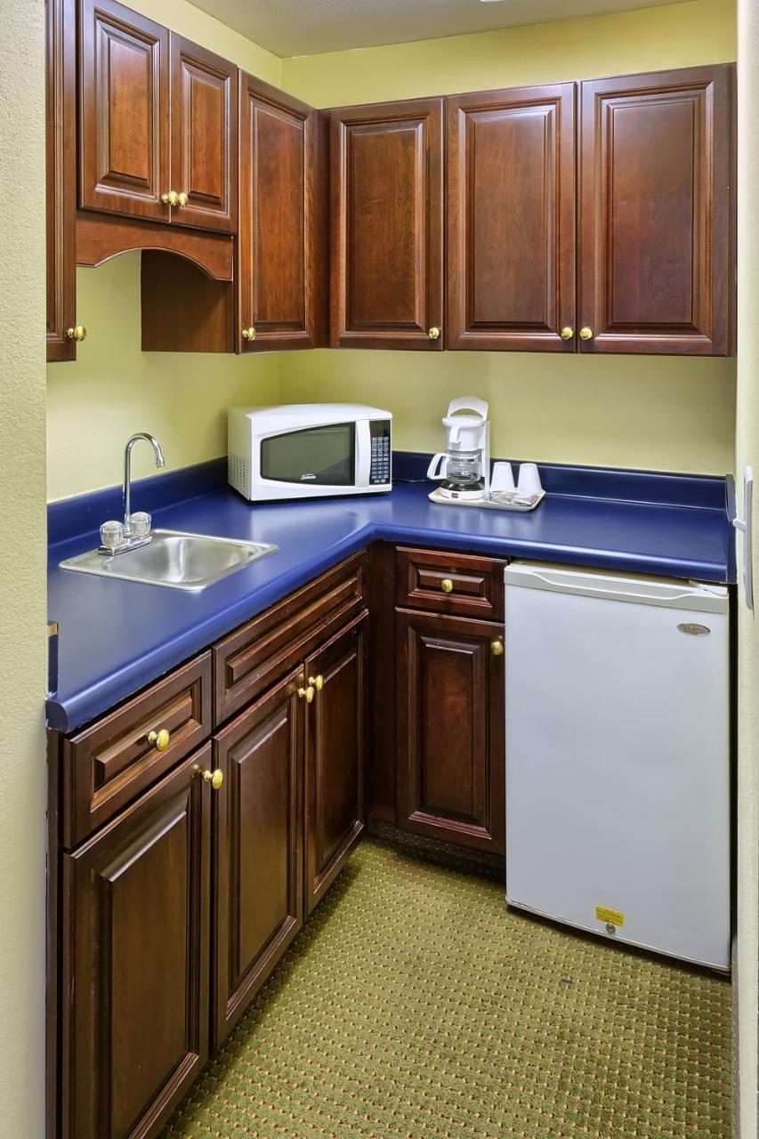 Country Hearth Inn Of Knightdale Εξωτερικό φωτογραφία